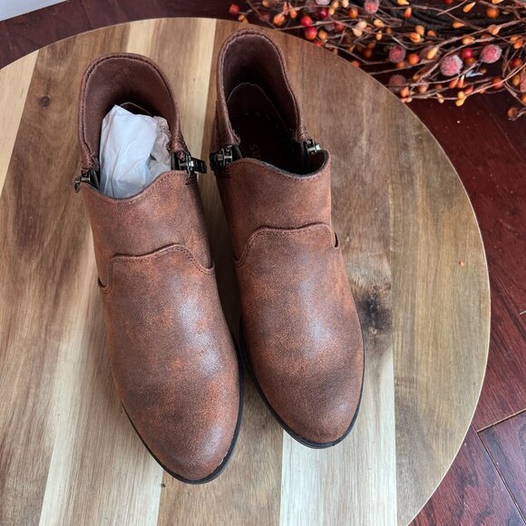 Sun + Stone Women's Adelinee Double Zip Ankle Booties Sz 5M in Chocolate Brown - Picture 3 of 10